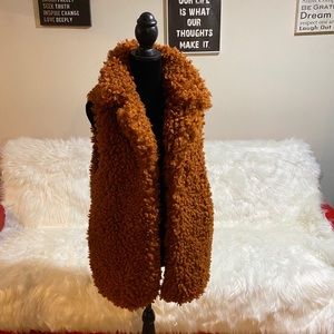 INC Faux Fur Vest🖤BLACK FRIDAY SALE🖤NO OFFERS‼️